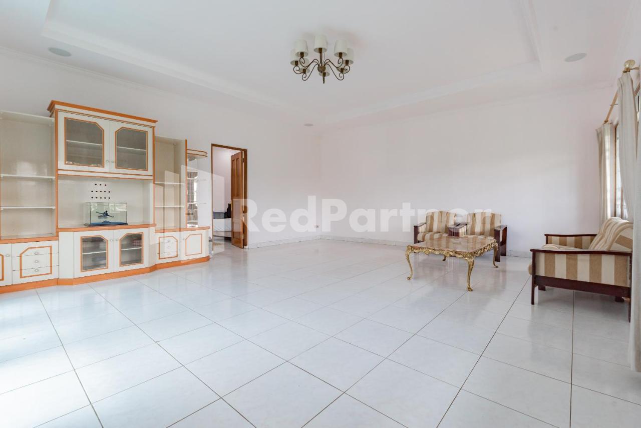 Biru Homestay Bandung Mitra Reddoorz Екстериор снимка