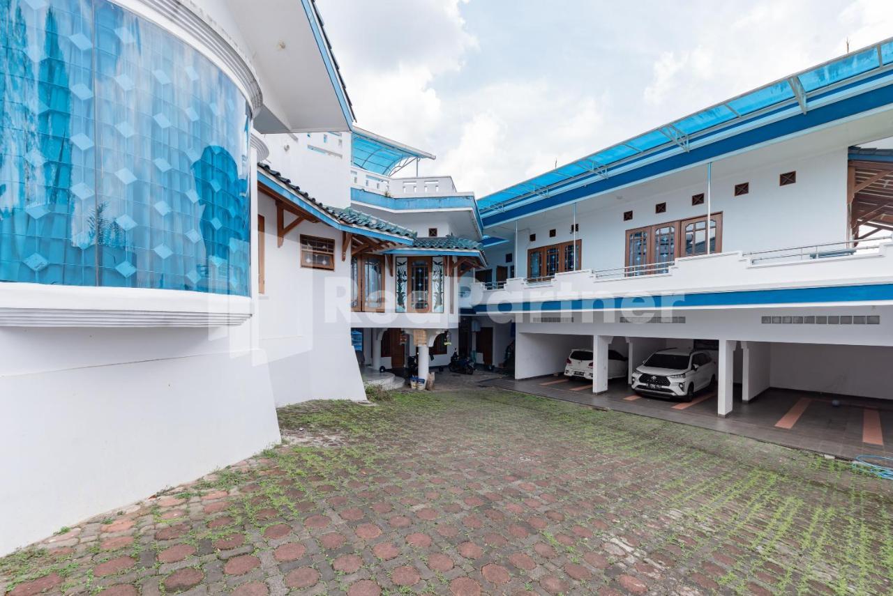 Biru Homestay Bandung Mitra Reddoorz Екстериор снимка