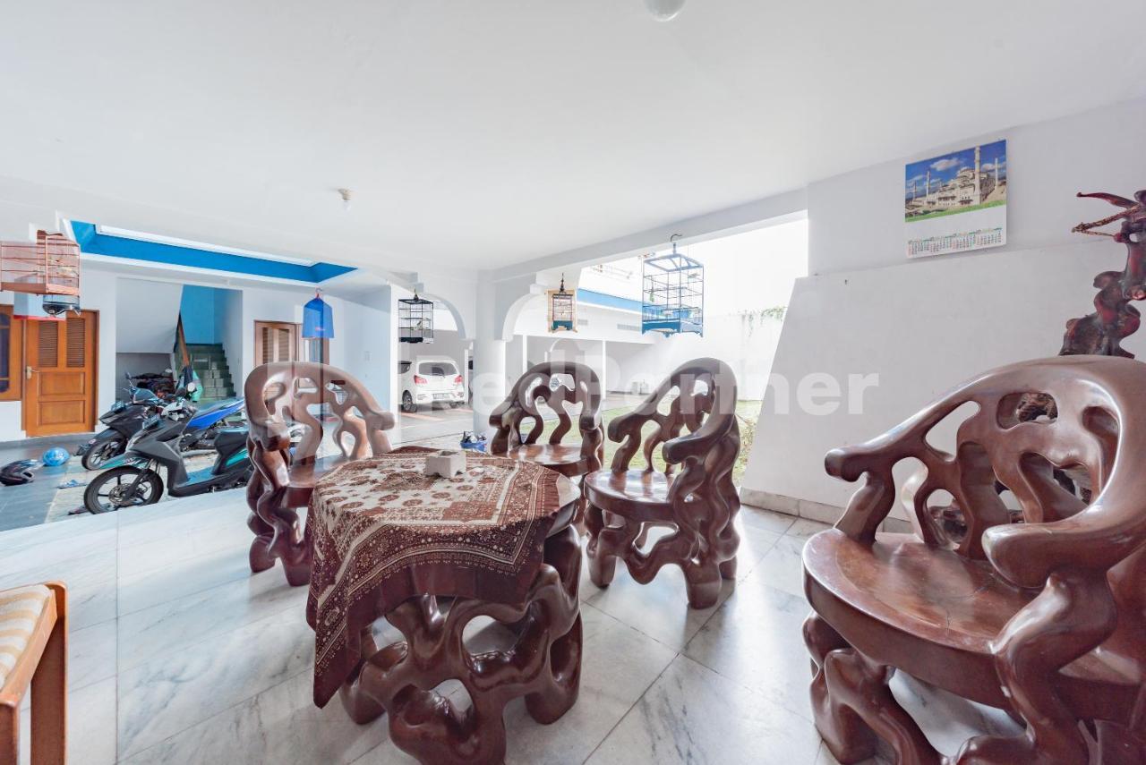 Biru Homestay Bandung Mitra Reddoorz Екстериор снимка