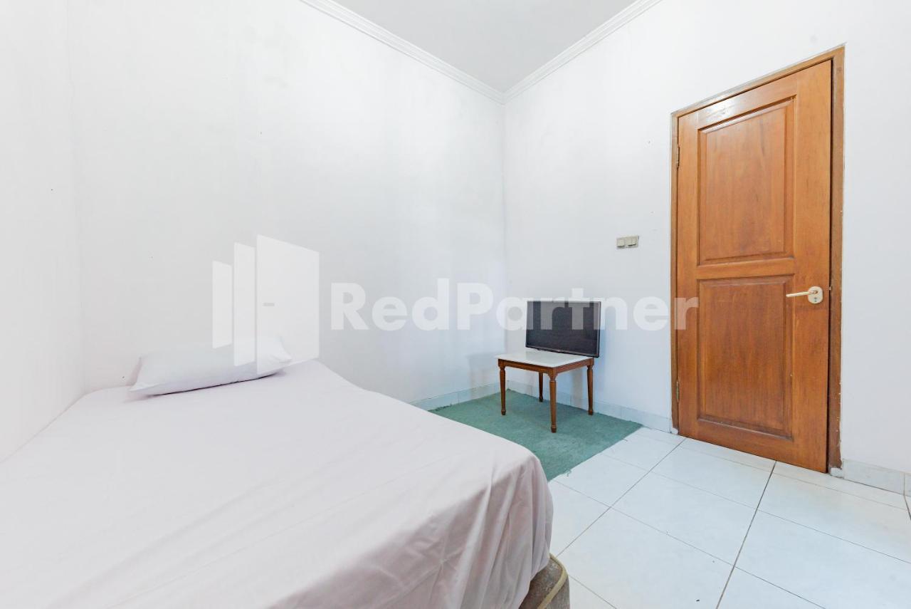 Biru Homestay Bandung Mitra Reddoorz Екстериор снимка