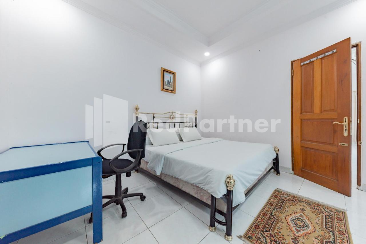 Biru Homestay Bandung Mitra Reddoorz Екстериор снимка