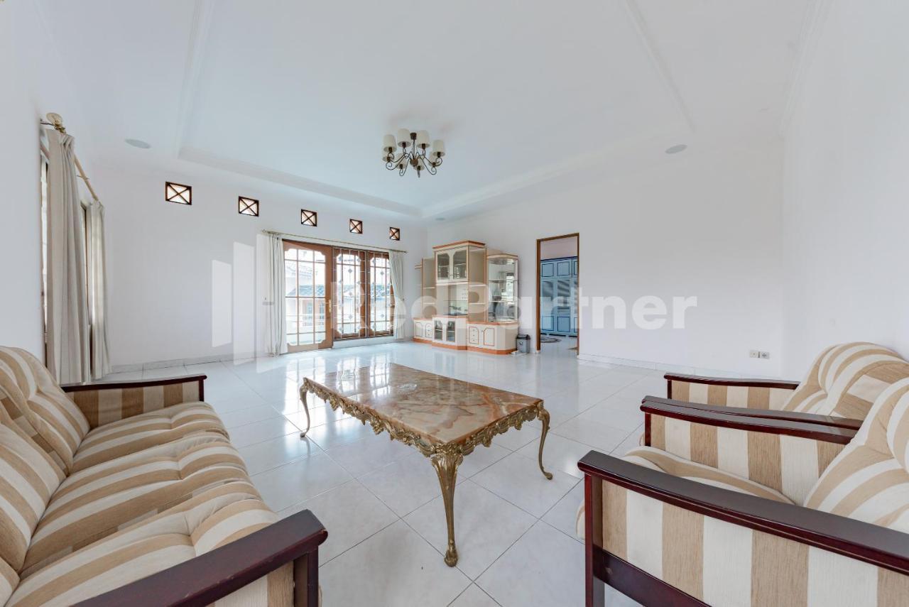 Biru Homestay Bandung Mitra Reddoorz Екстериор снимка
